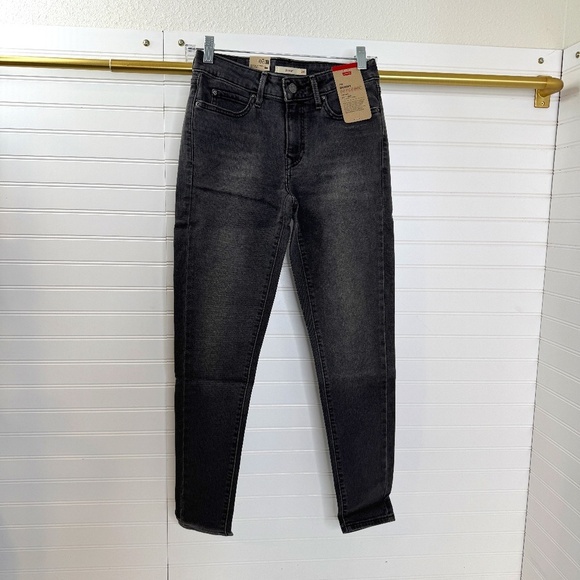 Levi's Denim - NEW Levi's 711 Skinny Jeans W26 L28
